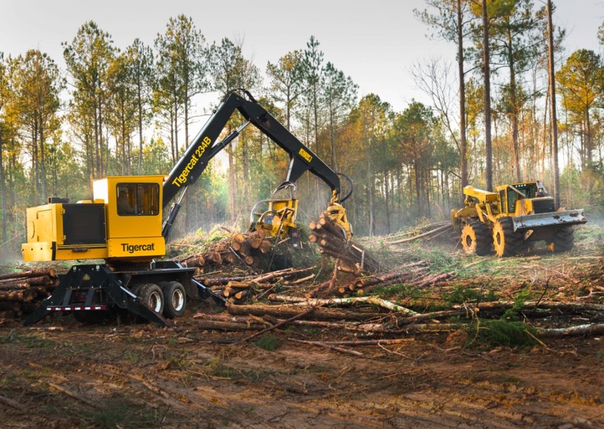 Le réglage automatisé des pièces dynamise la fabrication de matériel forestier